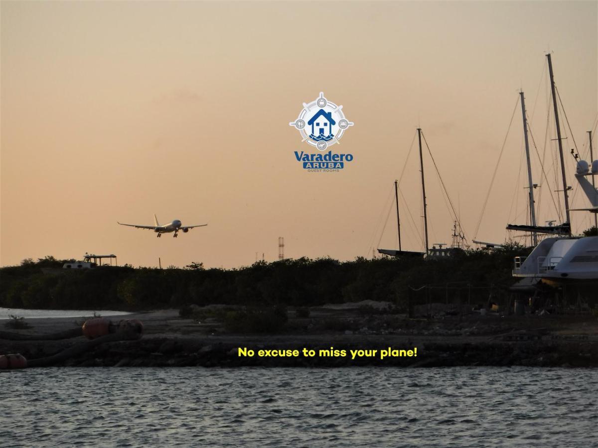 Varadero Marina Airport Guests Rooms Oranjestad Luaran gambar